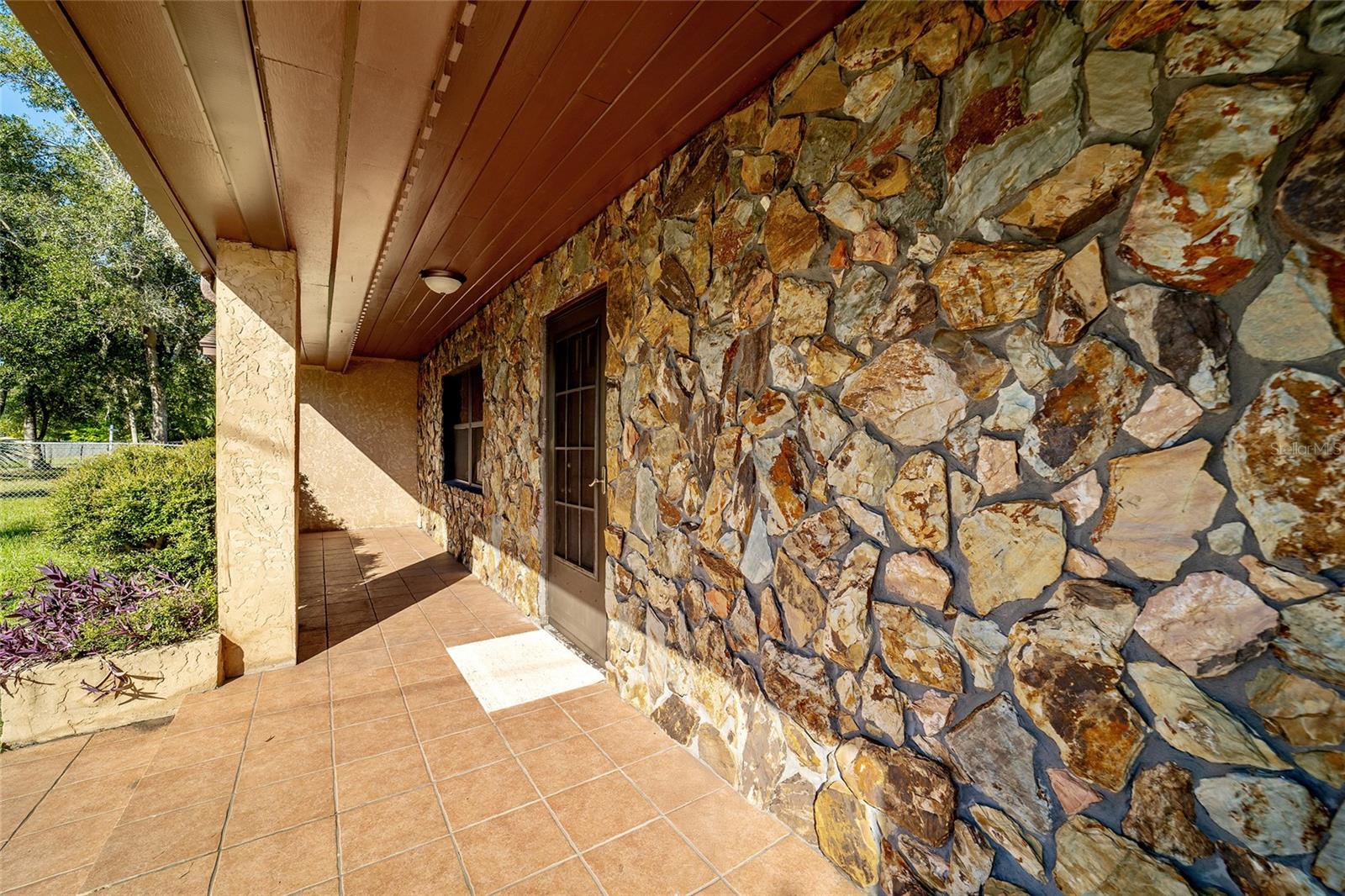 Image 25 of 56 For 5201 Jasmine Lane