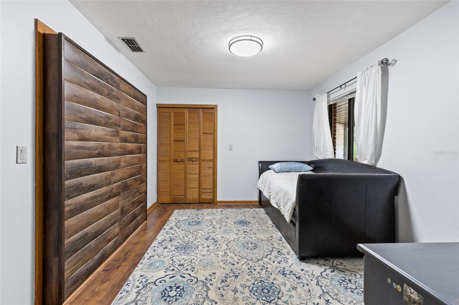 Image 26 of 50 For 7820 10th Avenue