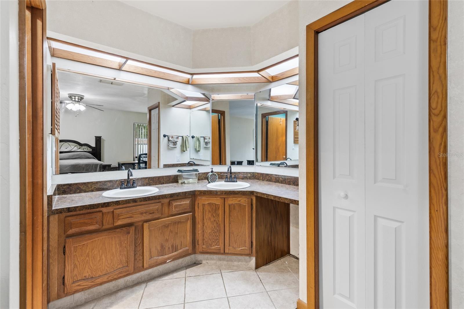 Image 32 of 50 For 7820 10th Avenue