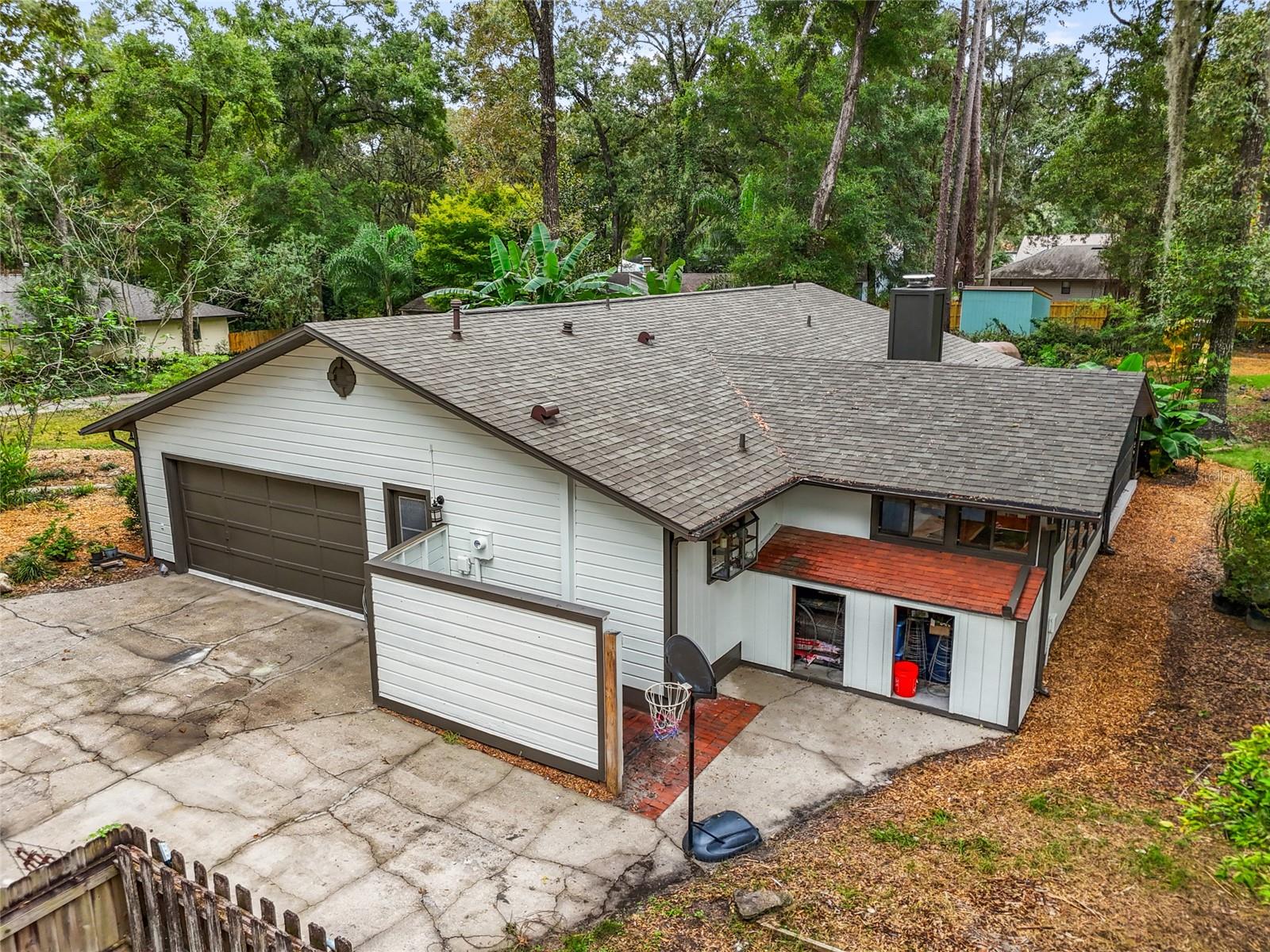 Image 4 of 50 For 7820 10th Avenue