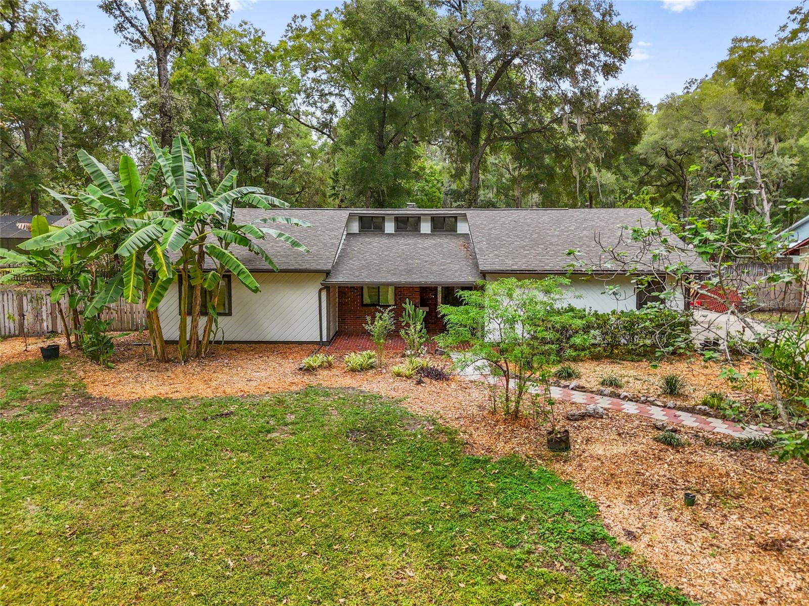 Image 6 of 50 For 7820 10th Avenue