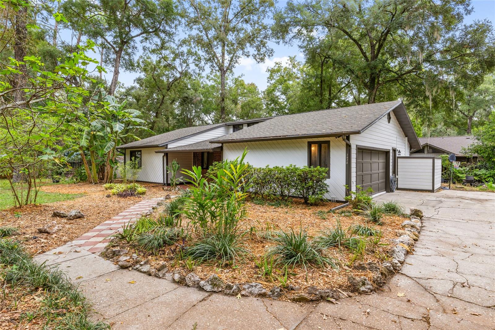 Image 7 of 50 For 7820 10th Avenue