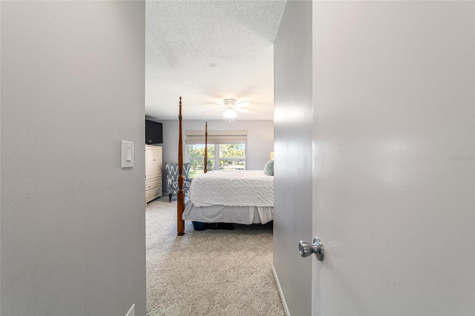 Image 24 of 49 For 11517 Sandpiper Court 149