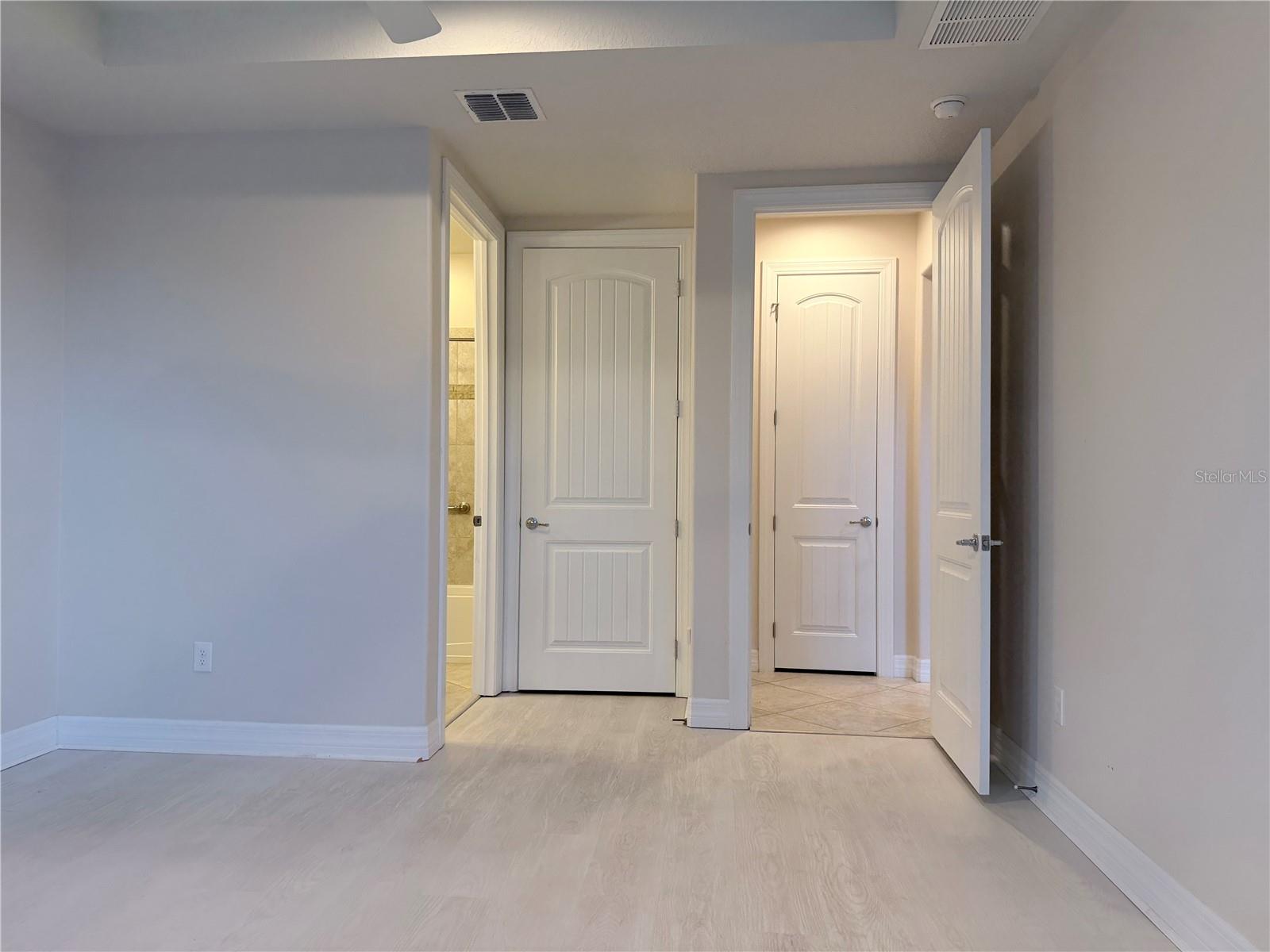 Image 44 of 45 For 10041 77th Loop