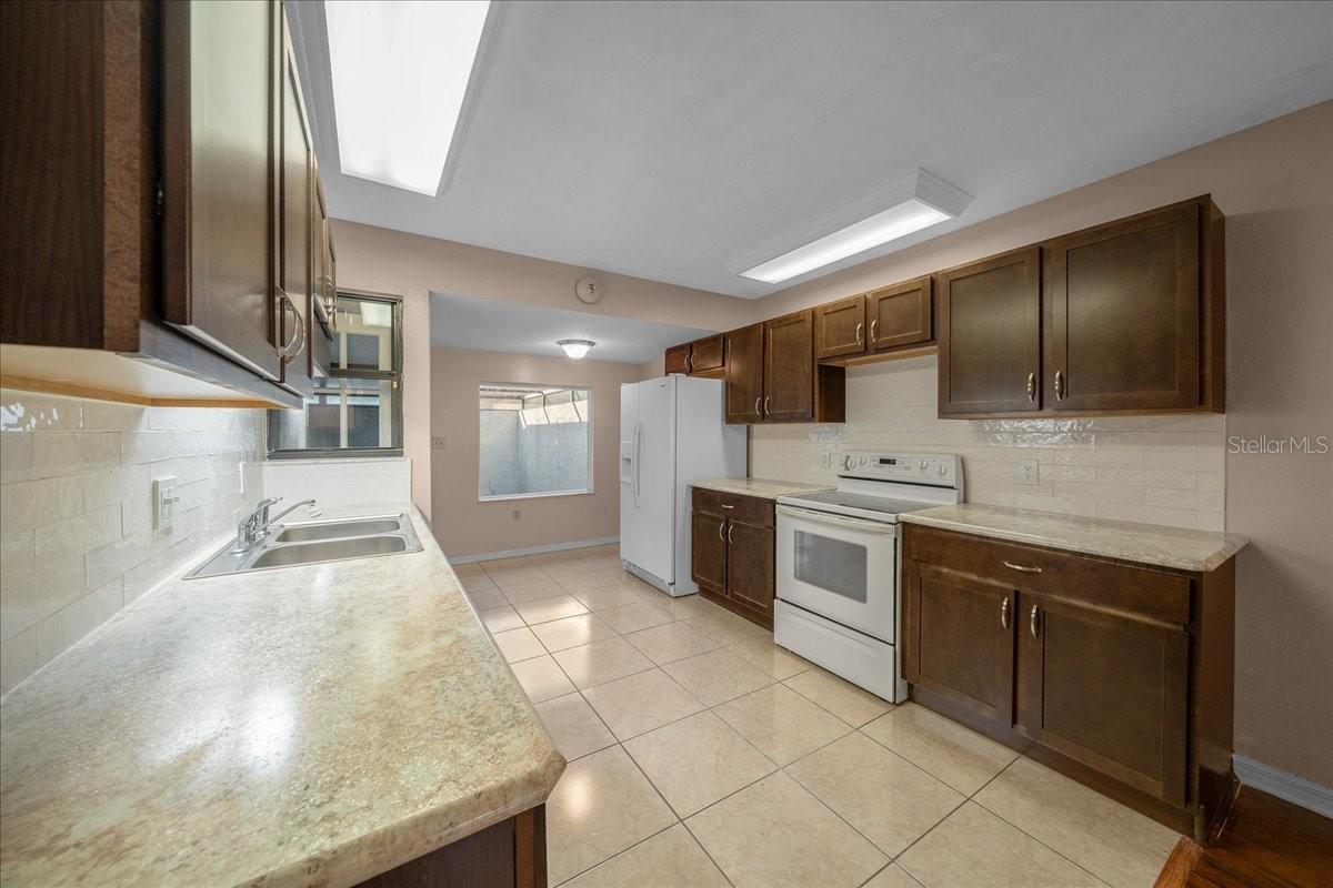 Image 11 of 63 For 3702 17th Street