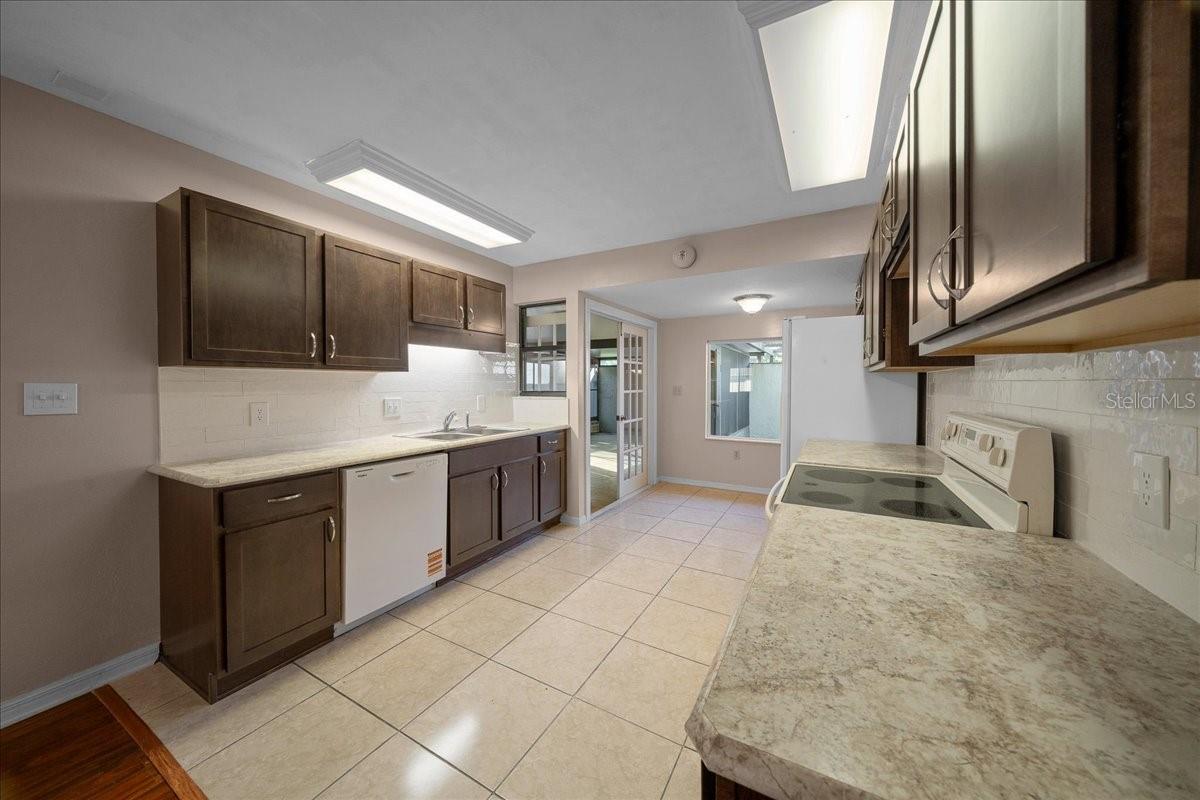 Image 12 of 63 For 3702 17th Street