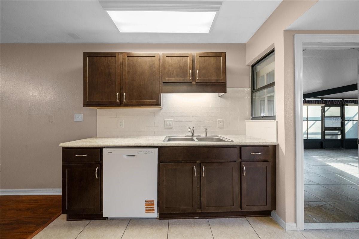 Image 13 of 63 For 3702 17th Street