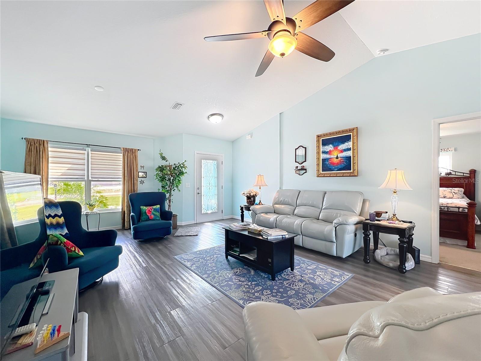 Image 4 of 31 For 4501 Ravenna Street