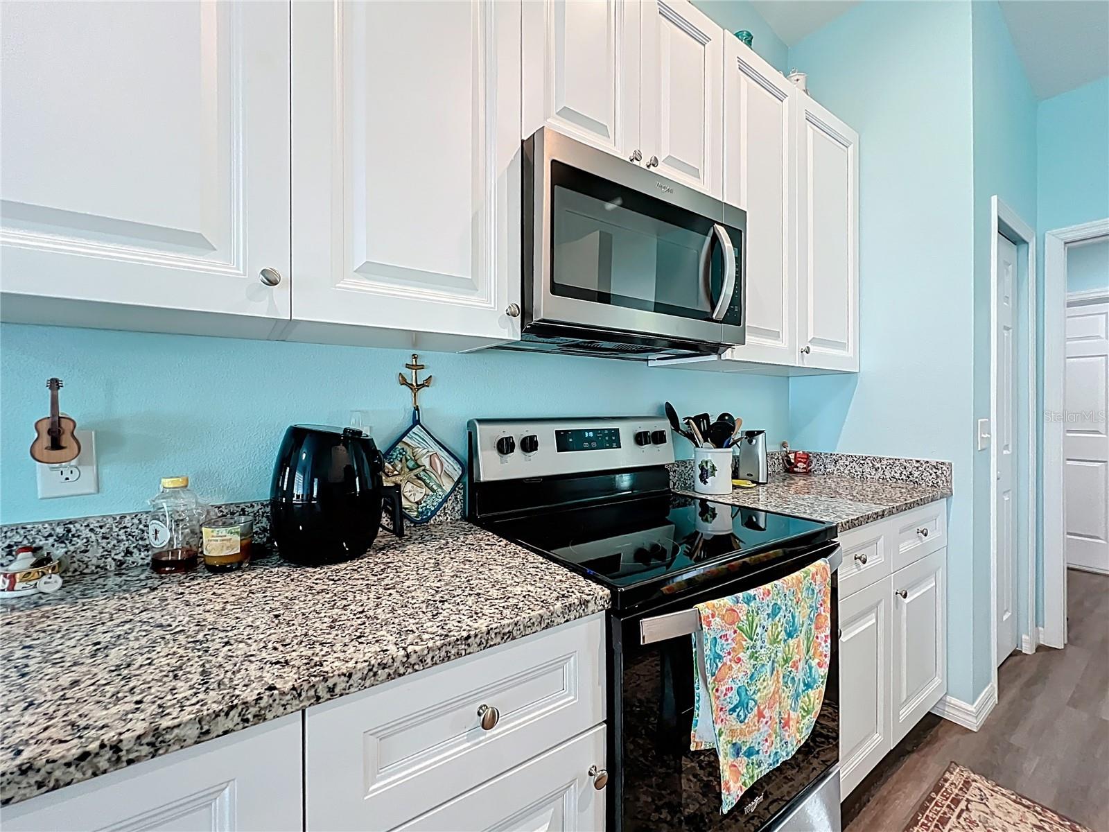 Image 8 of 31 For 4501 Ravenna Street