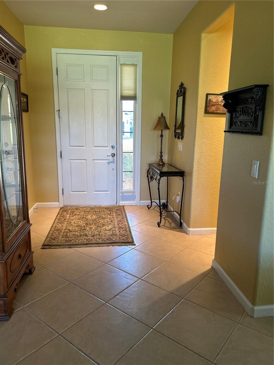 Image 2 of 9 For 6927 94th Court