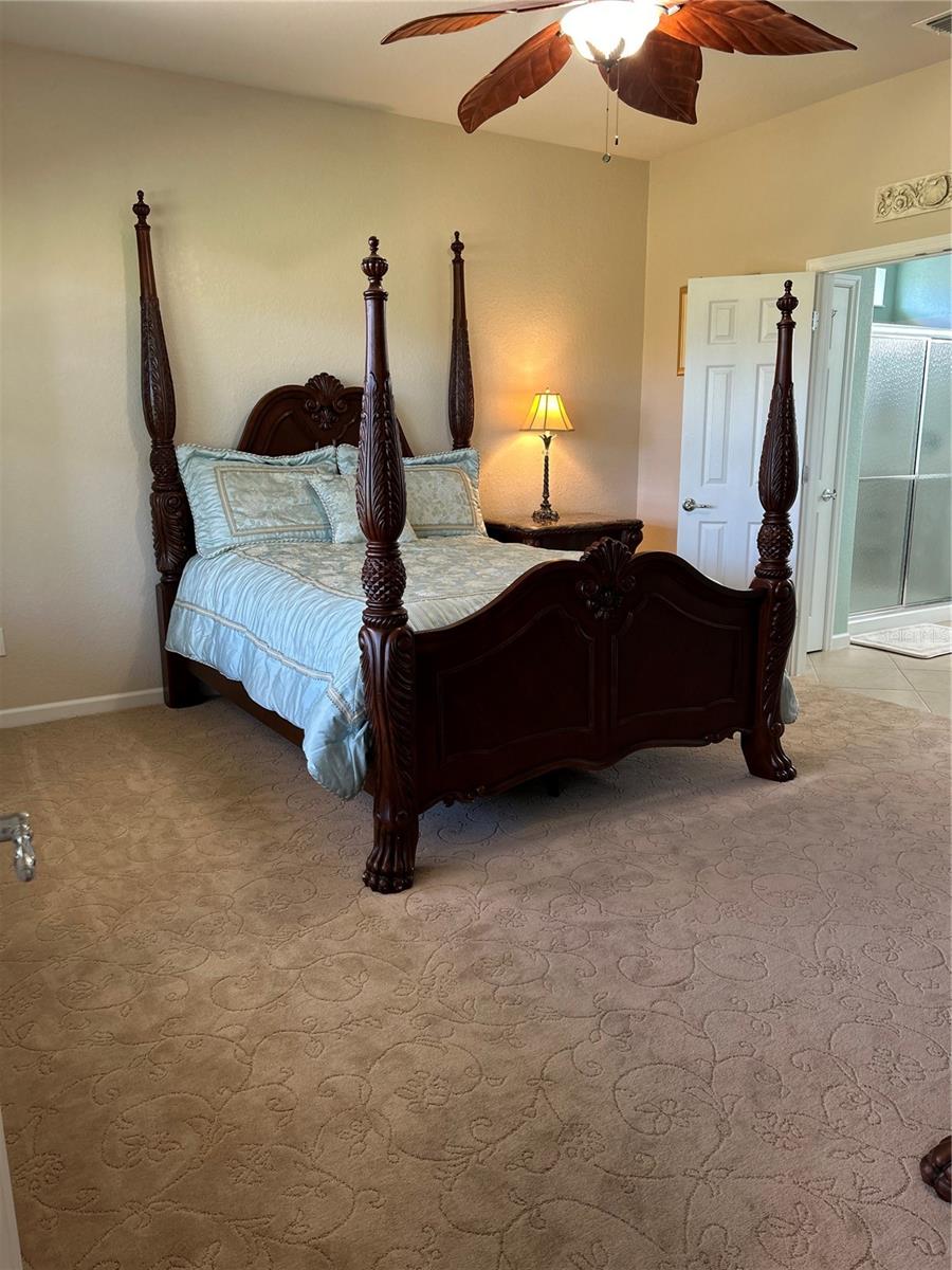 Image 7 of 9 For 6927 94th Court