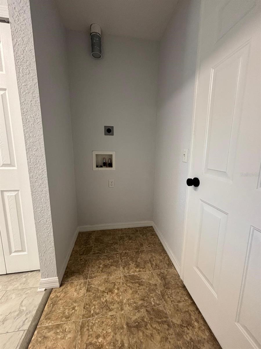 Image 13 of 19 For 2503 18th Circle