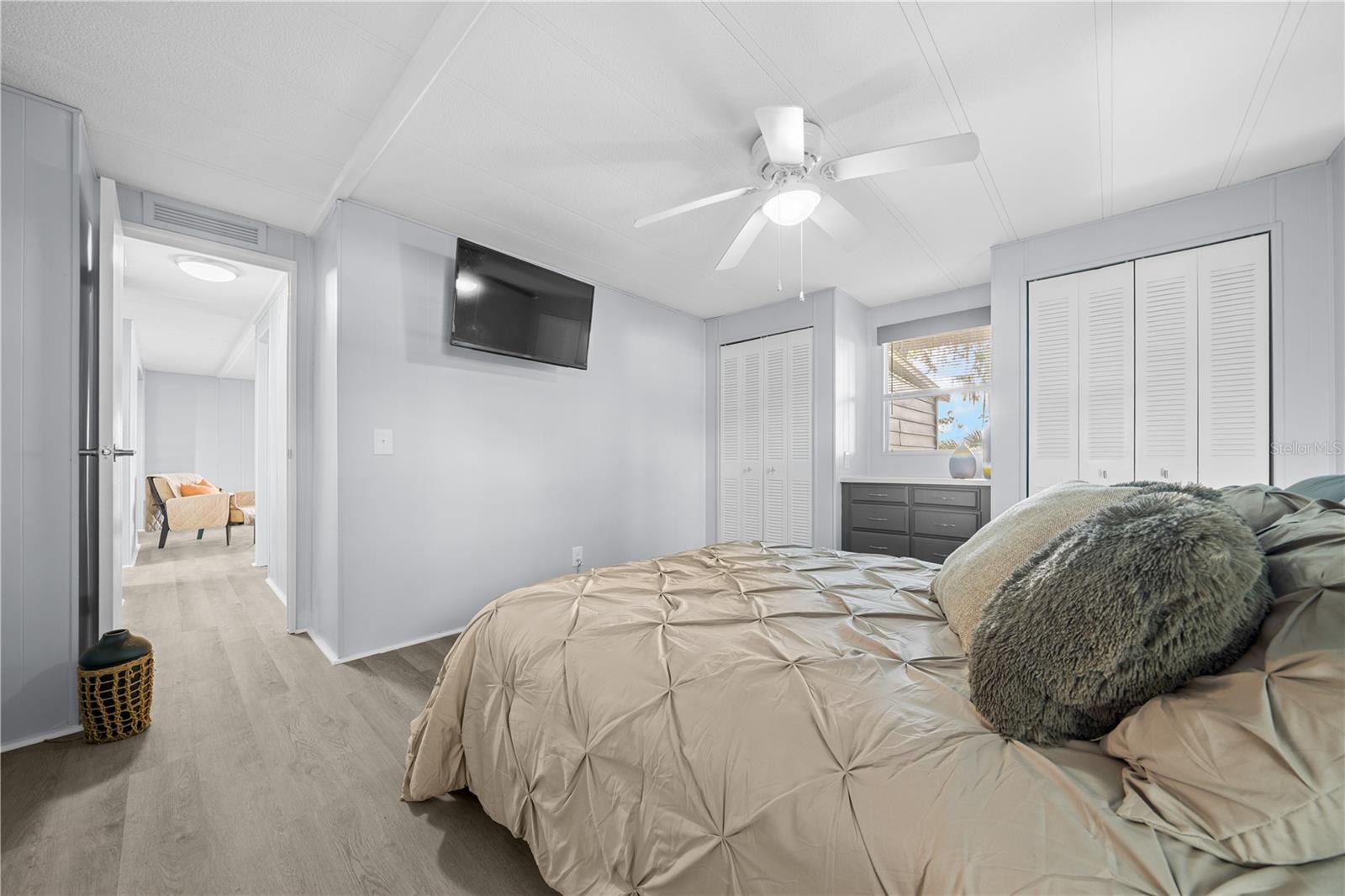 Image 15 of 51 For 426 5th Road