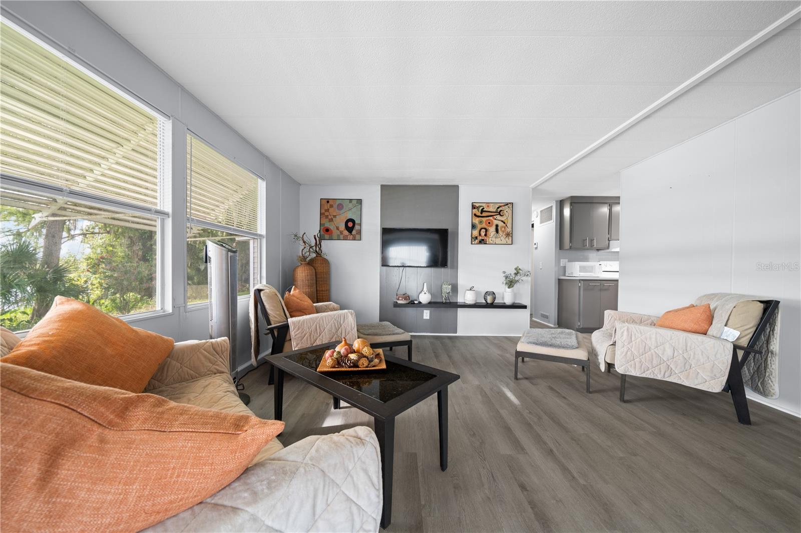 Image 32 of 51 For 426 5th Road