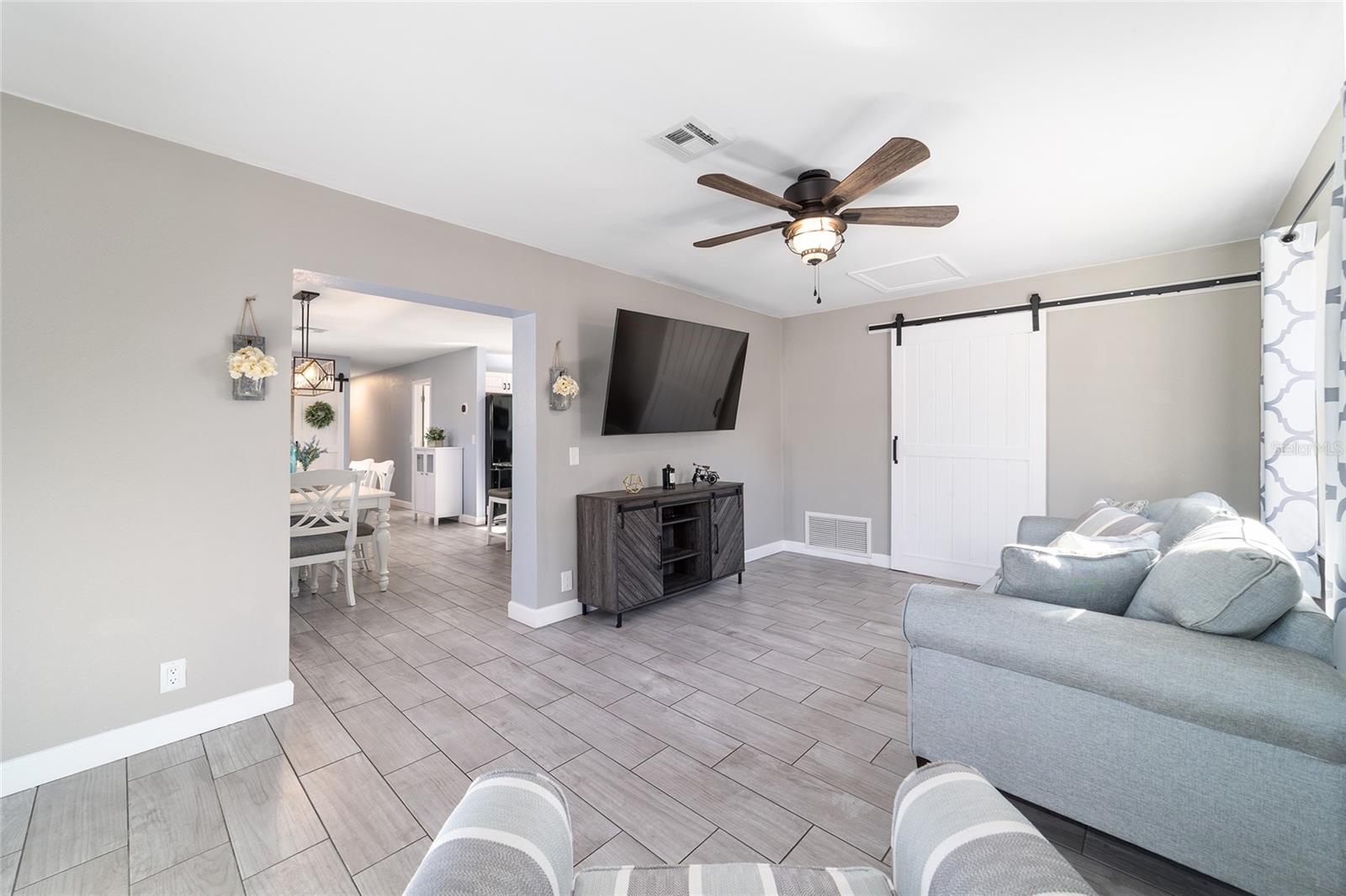 Image 19 of 100 For 9150 106th Place