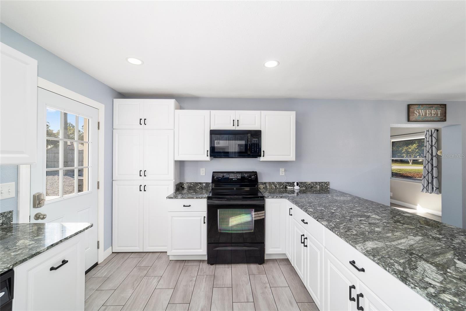 Image 27 of 100 For 9150 106th Place