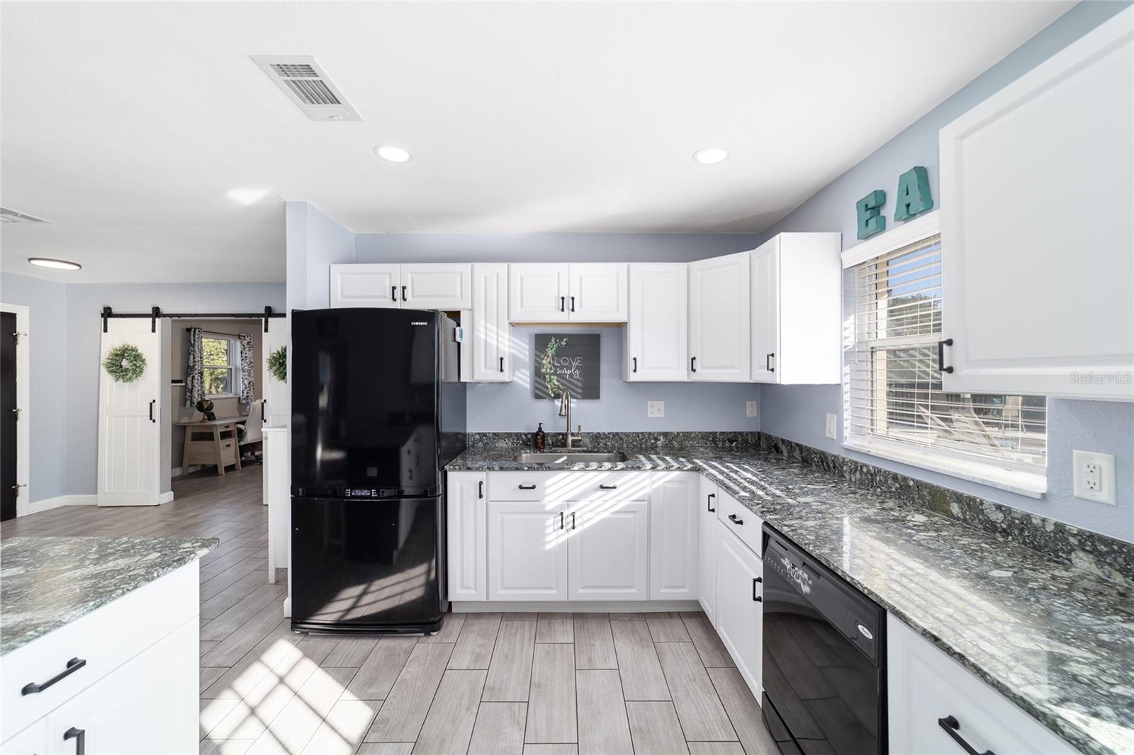 Image 30 of 100 For 9150 106th Place