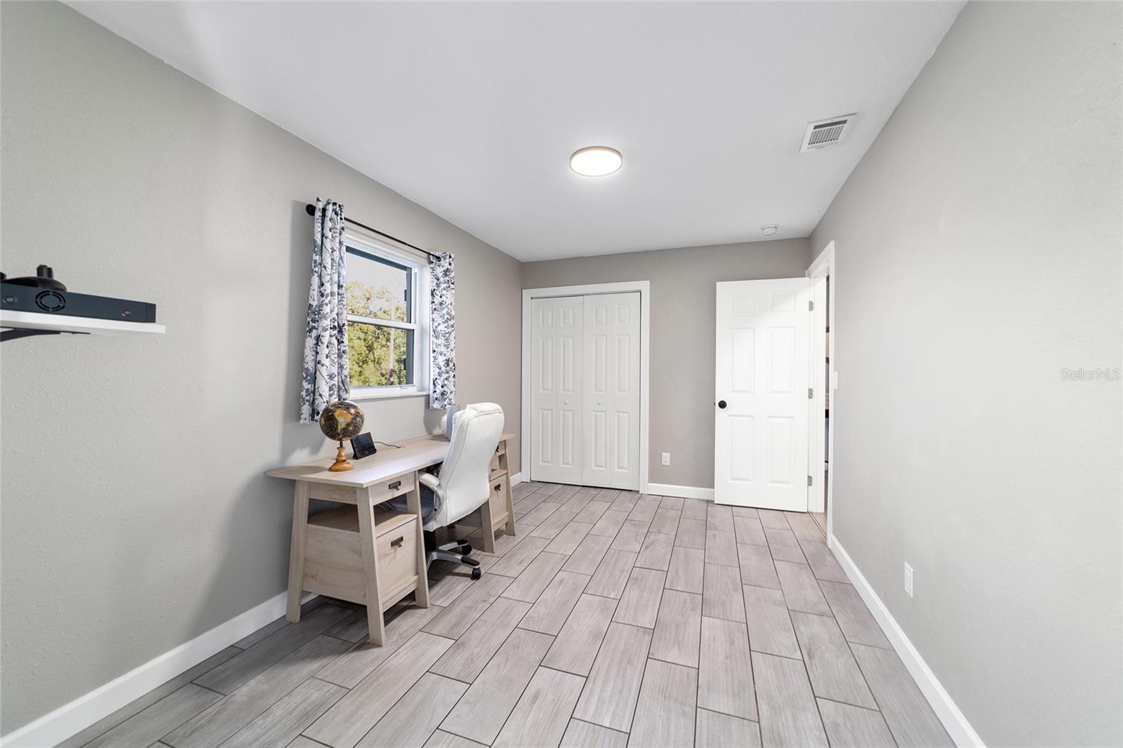 Image 32 of 100 For 9150 106th Place