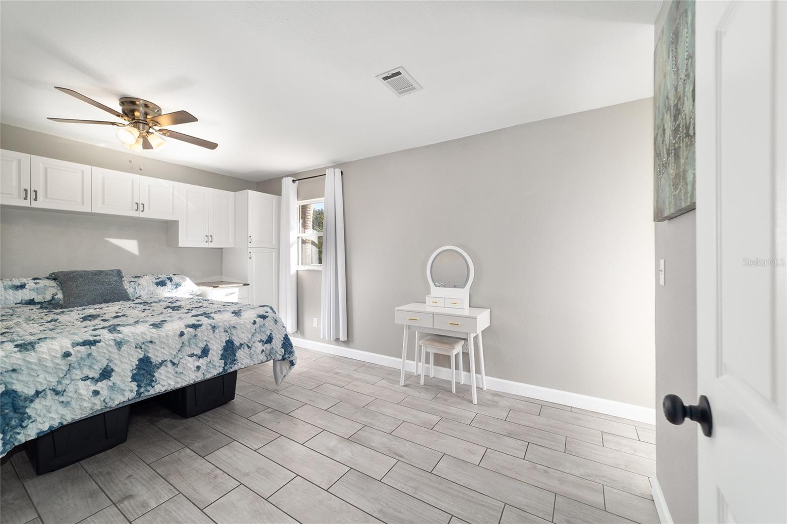 Image 35 of 100 For 9150 106th Place