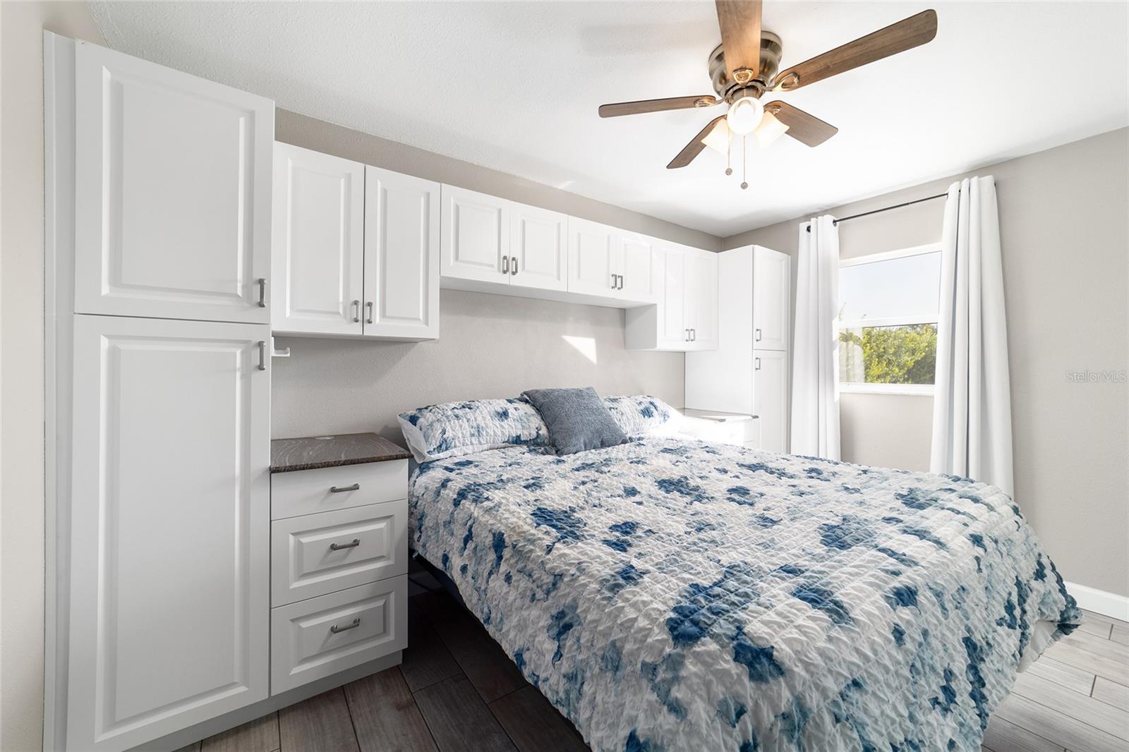 Image 37 of 100 For 9150 106th Place