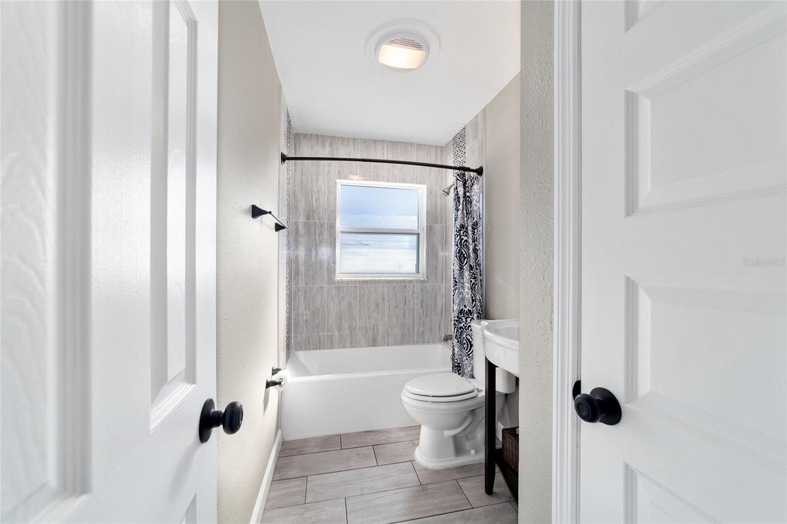 Image 46 of 100 For 9150 106th Place