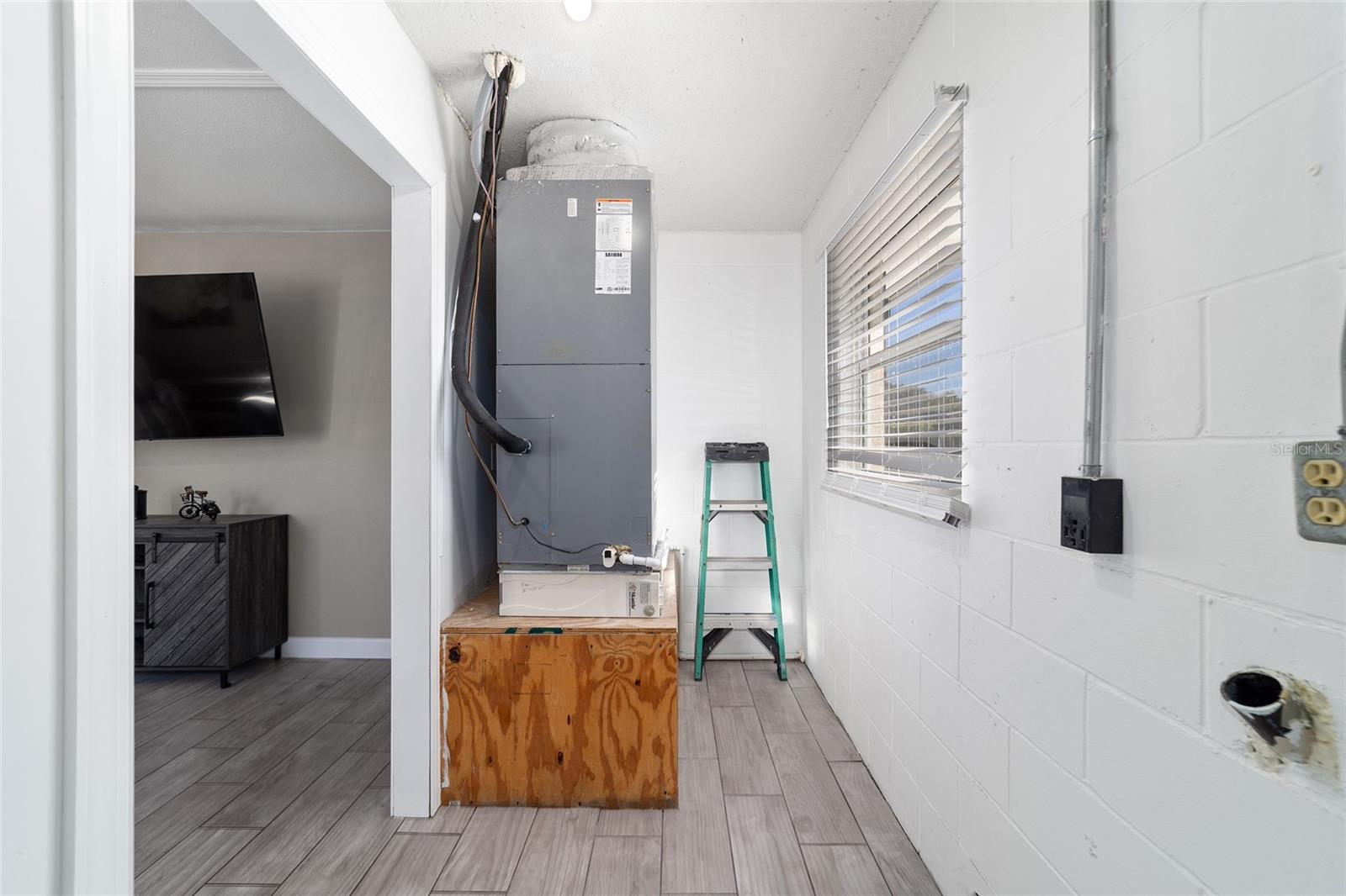 Image 49 of 100 For 9150 106th Place