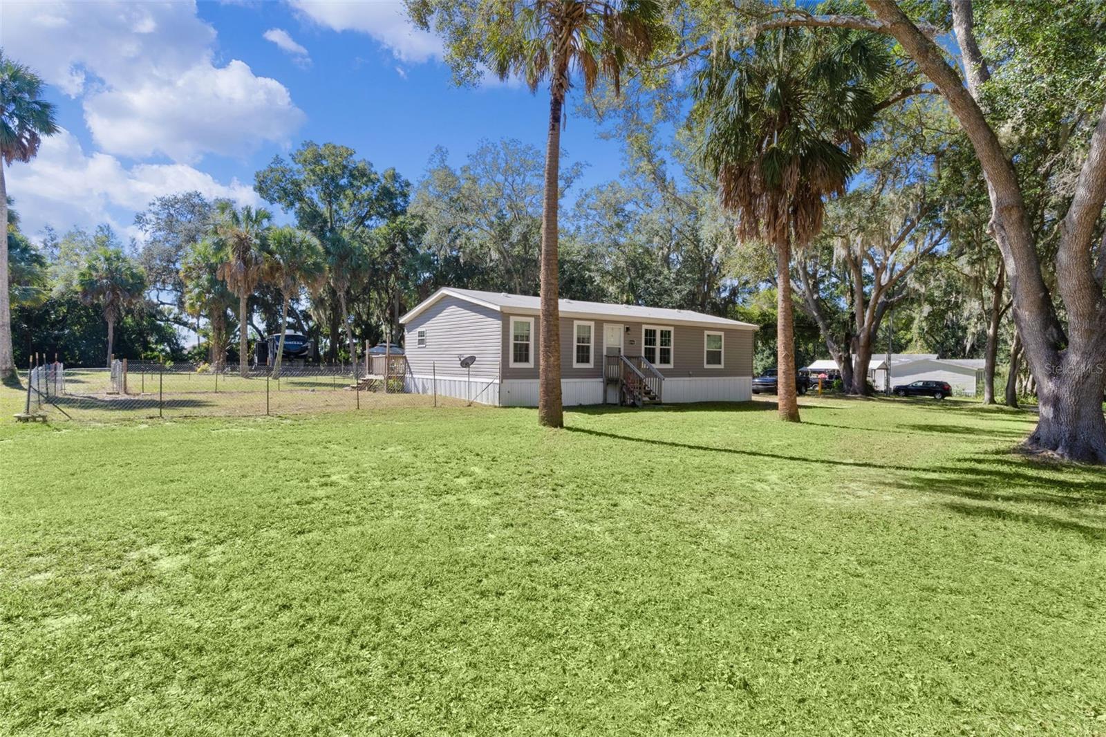 Image 31 of 59 For 16960 115th Avenue