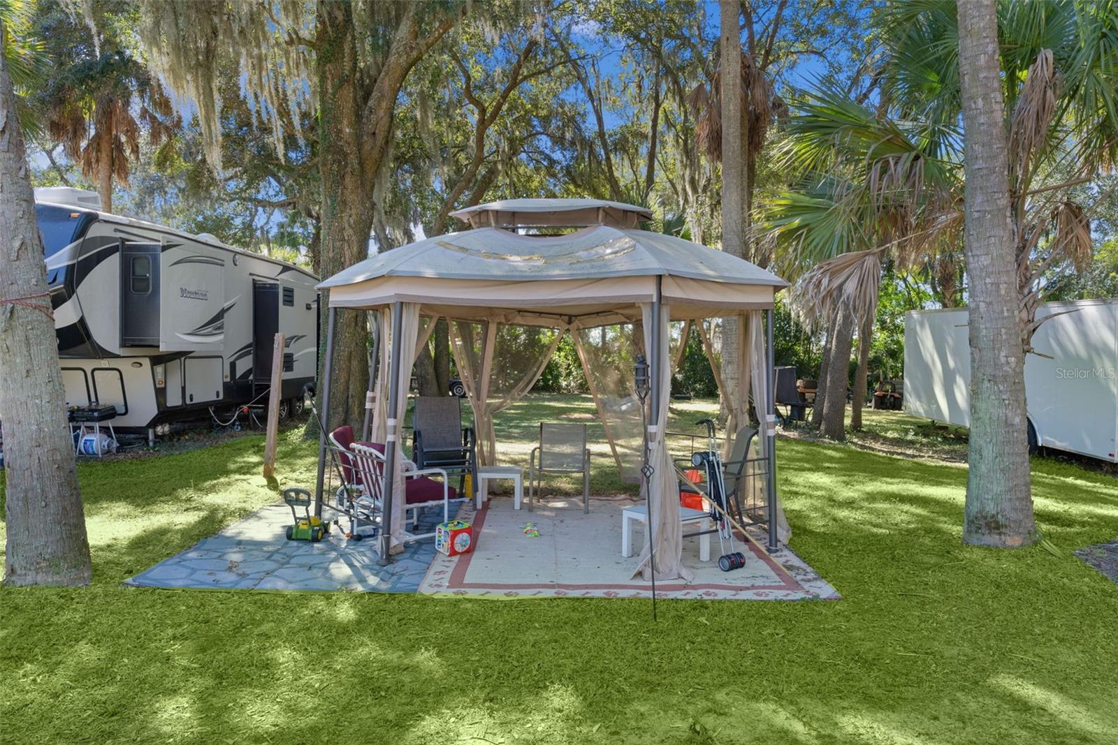 Image 35 of 59 For 16960 115th Avenue