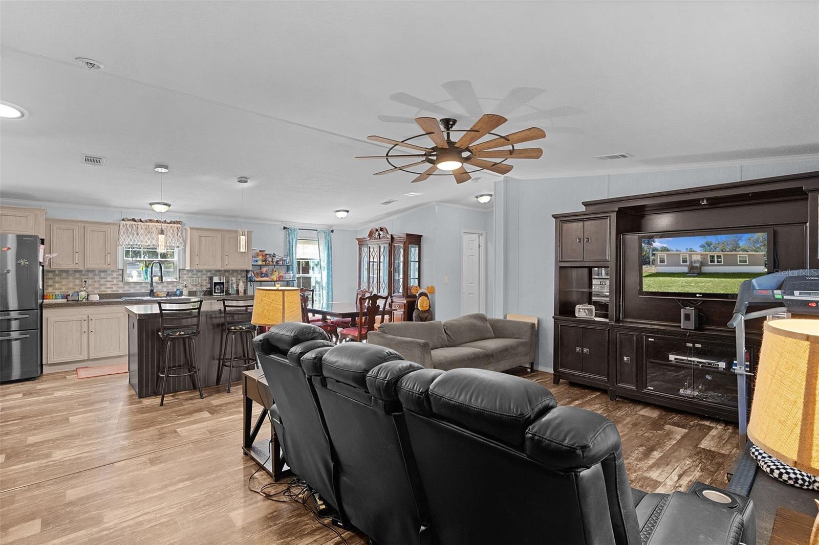 Image 7 of 59 For 16960 115th Avenue