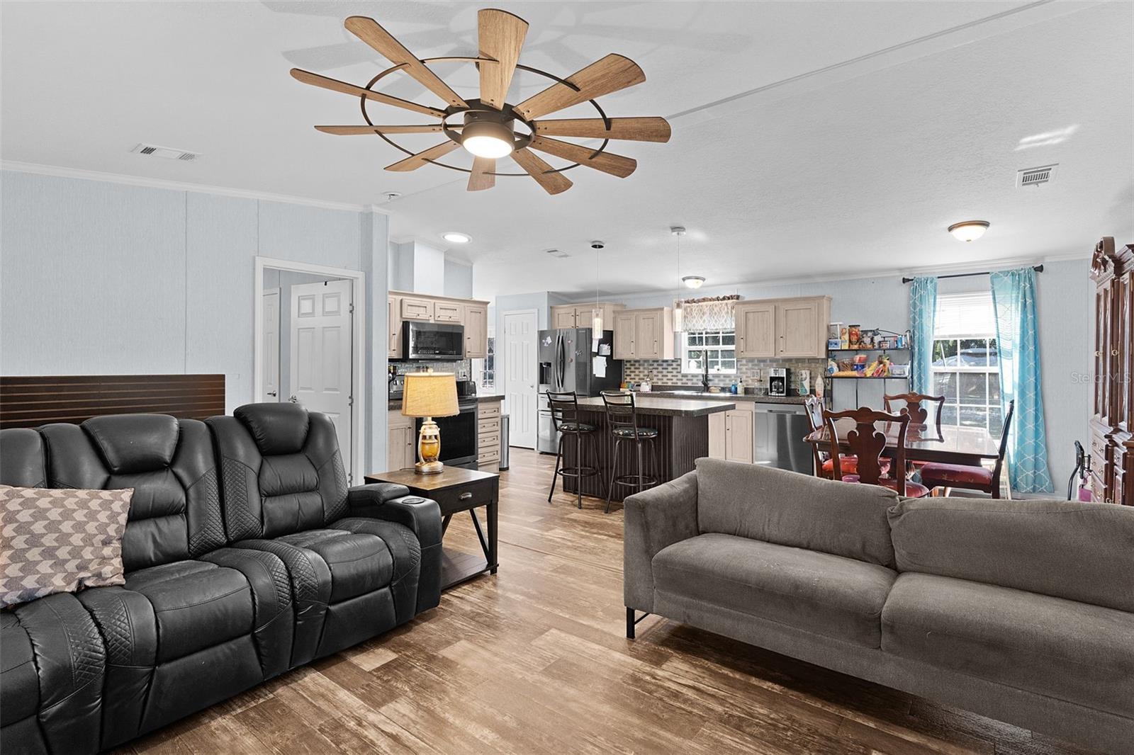 Image 9 of 59 For 16960 115th Avenue