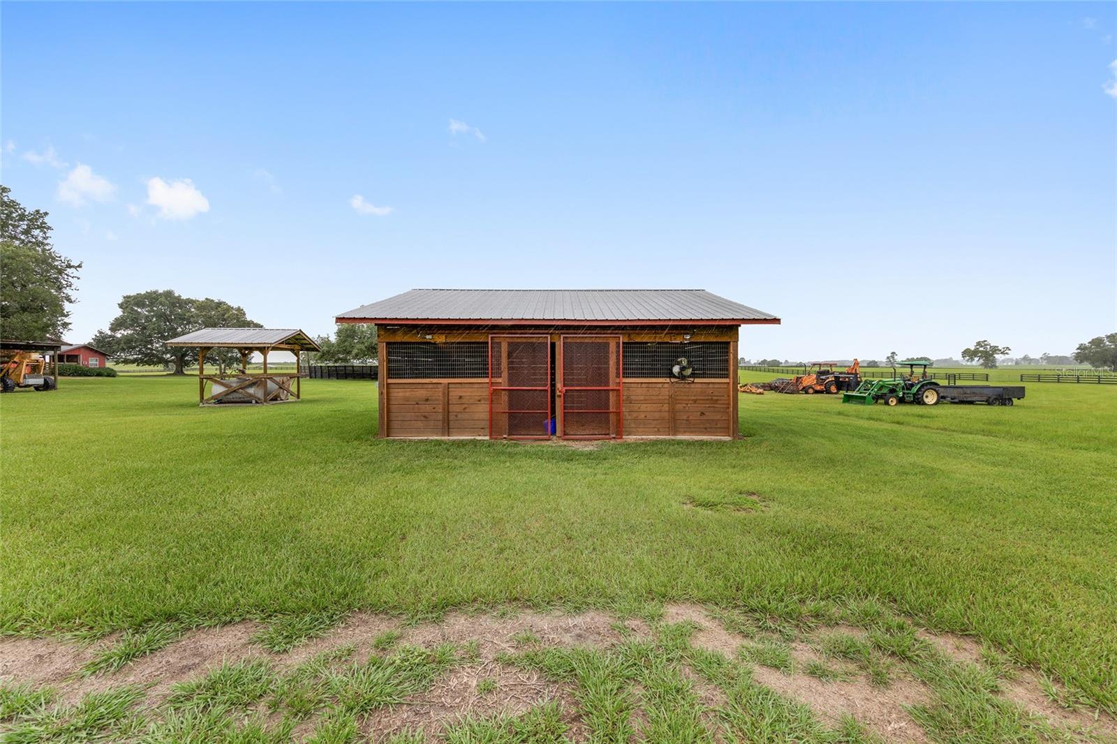 Listing photo id 11 for 18800 47th Place