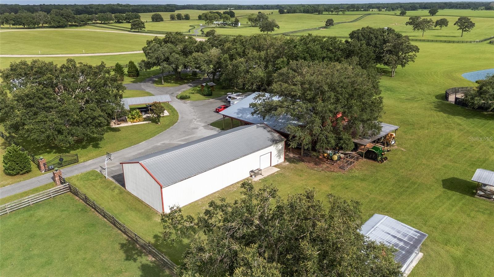 Listing photo id 13 for 18800 47th Place