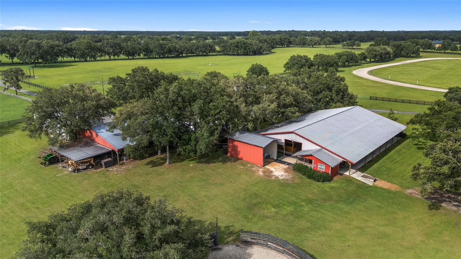 Listing photo id 0 for 18800 47th Place