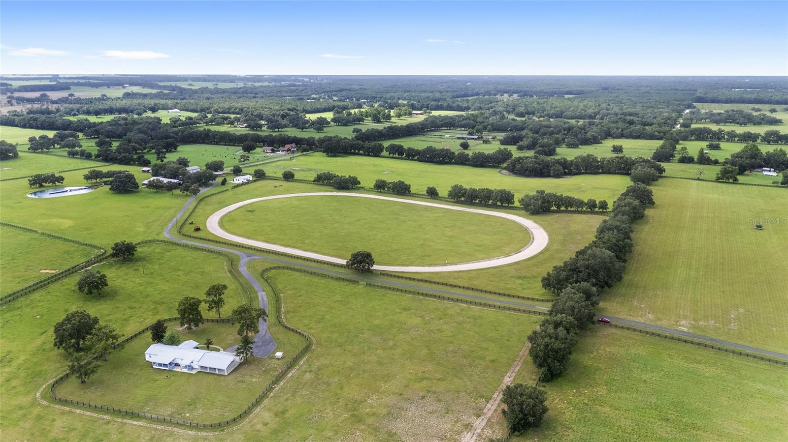 Listing photo id 25 for 18800 47th Place