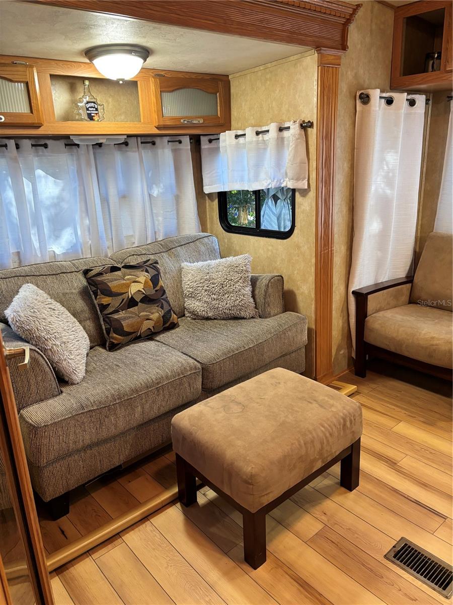 Image 10 of 48 For 14348 252nd Court Road Ne