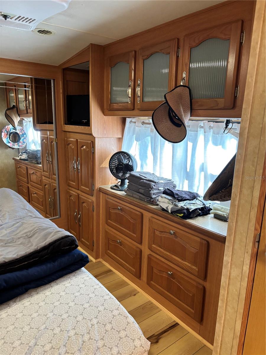 Image 27 of 48 For 14348 252nd Court Road Ne