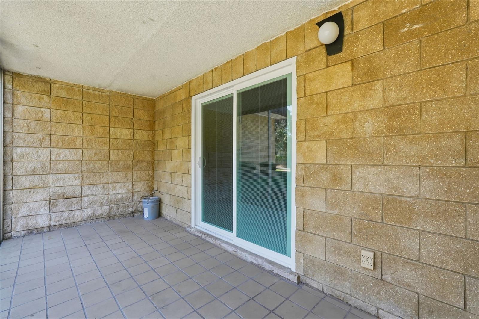 Image 27 of 36 For 2843 3rd Street 109