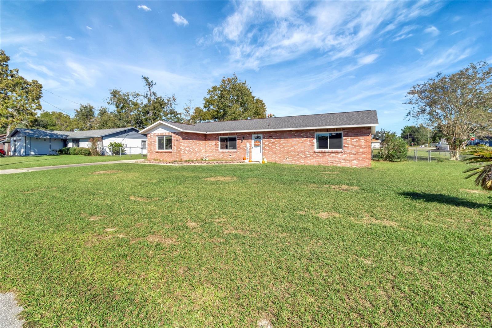 Image 29 of 36 For 6989 52 Place