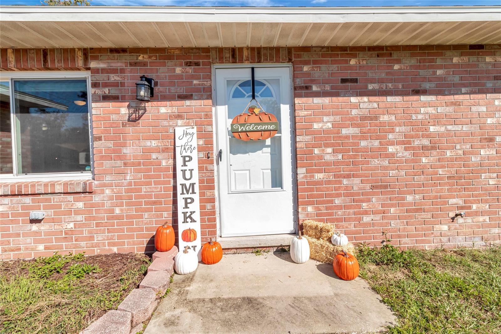 Image 4 of 36 For 6989 52 Place