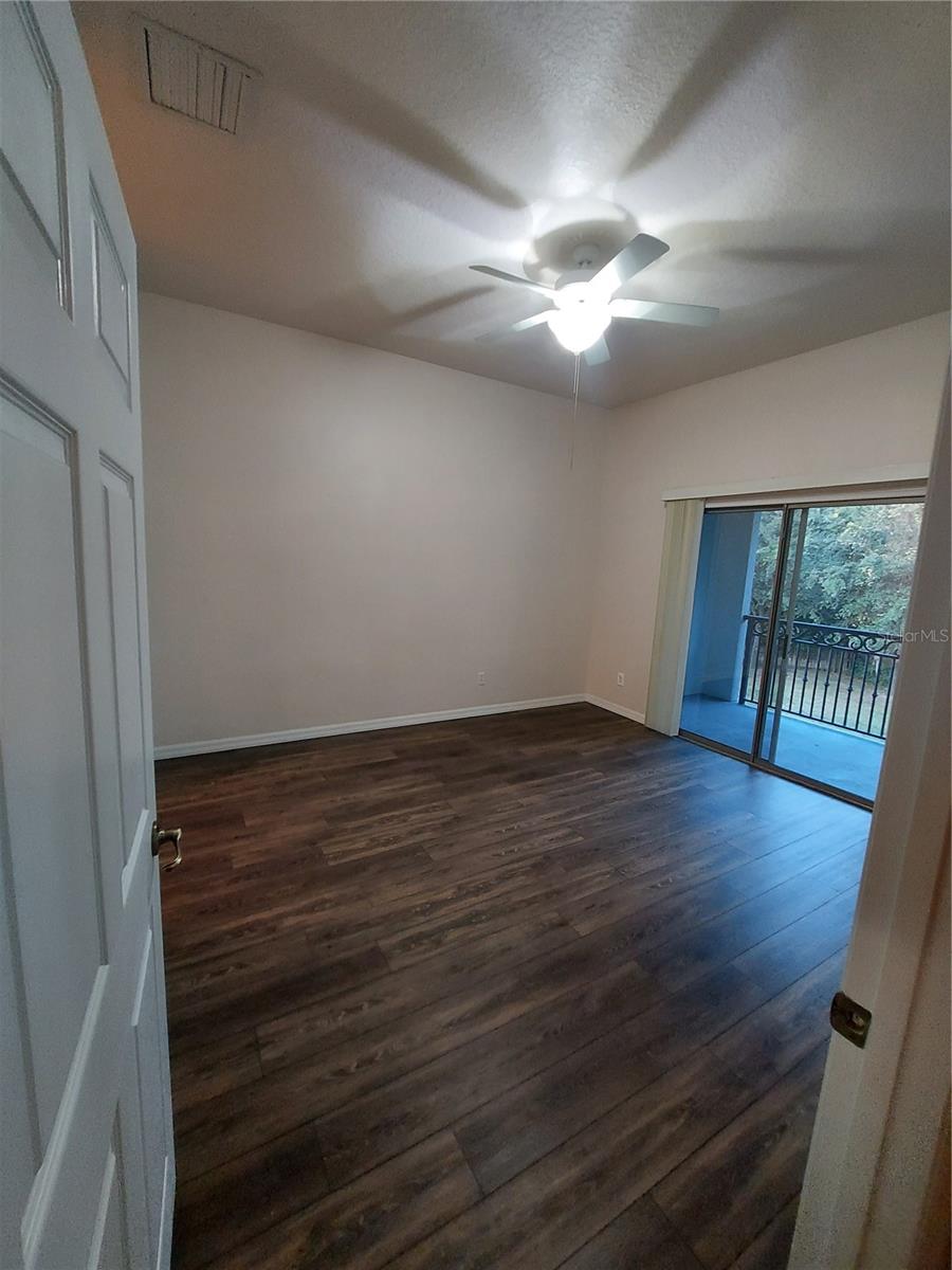 Image 16 of 27 For 3415 Anthony Road 403