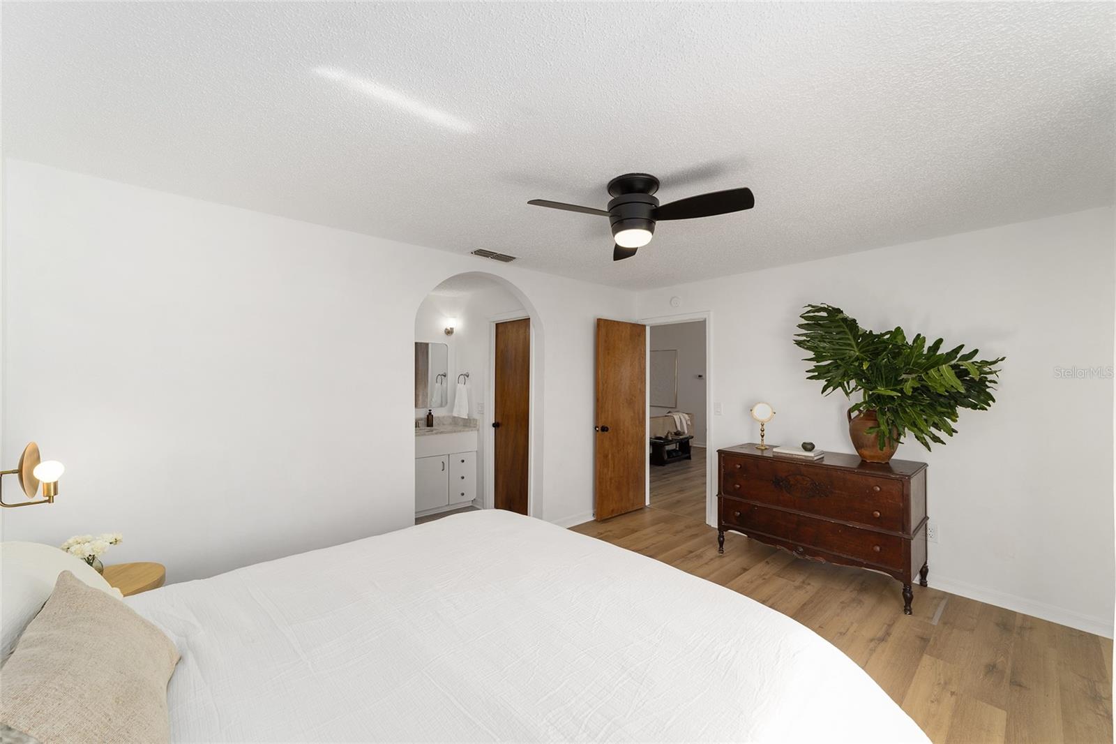 Image 38 of 86 For 3625 137th Street