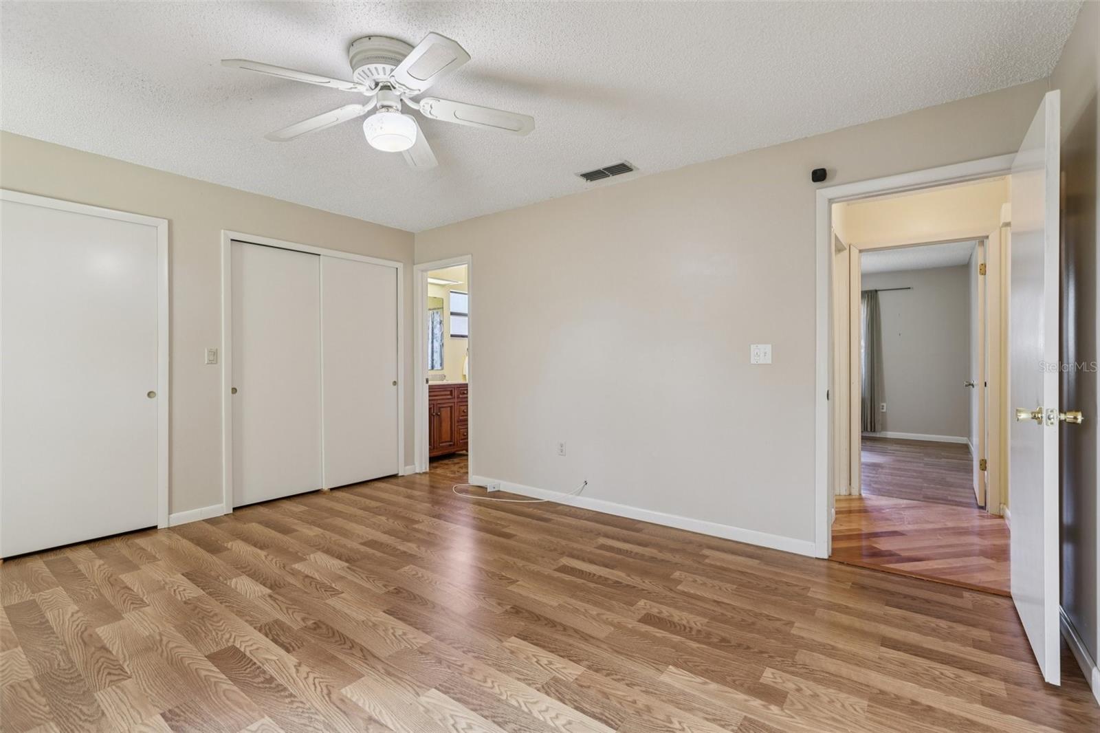 Image 20 of 54 For 304 Brigadoon Circle