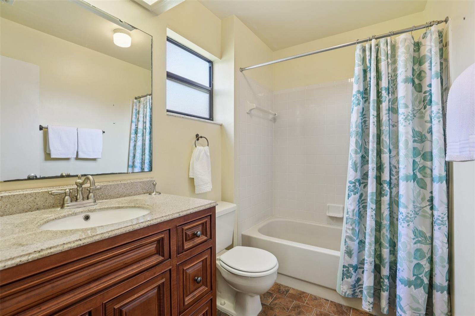 Image 21 of 54 For 304 Brigadoon Circle