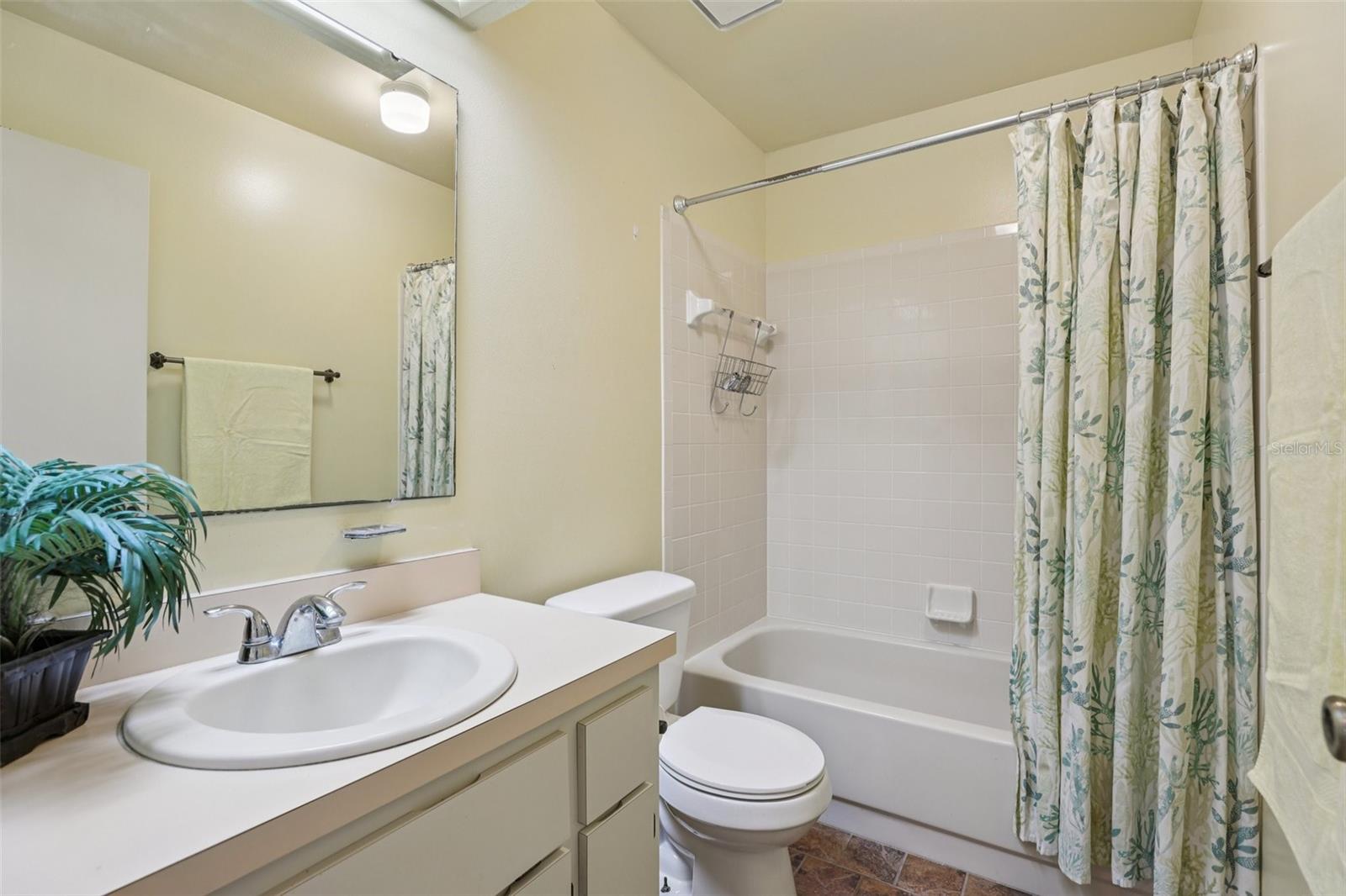 Image 27 of 54 For 304 Brigadoon Circle