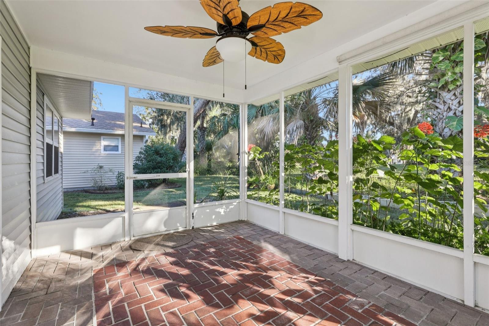 Image 29 of 54 For 304 Brigadoon Circle