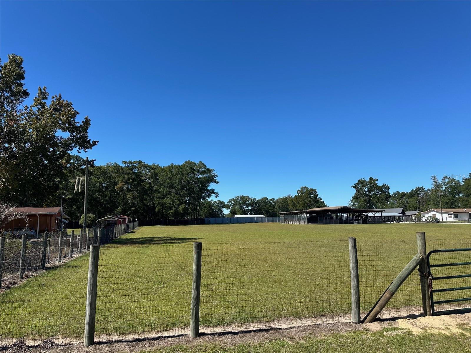 Image 3 of 6 For 698 76th Terrace