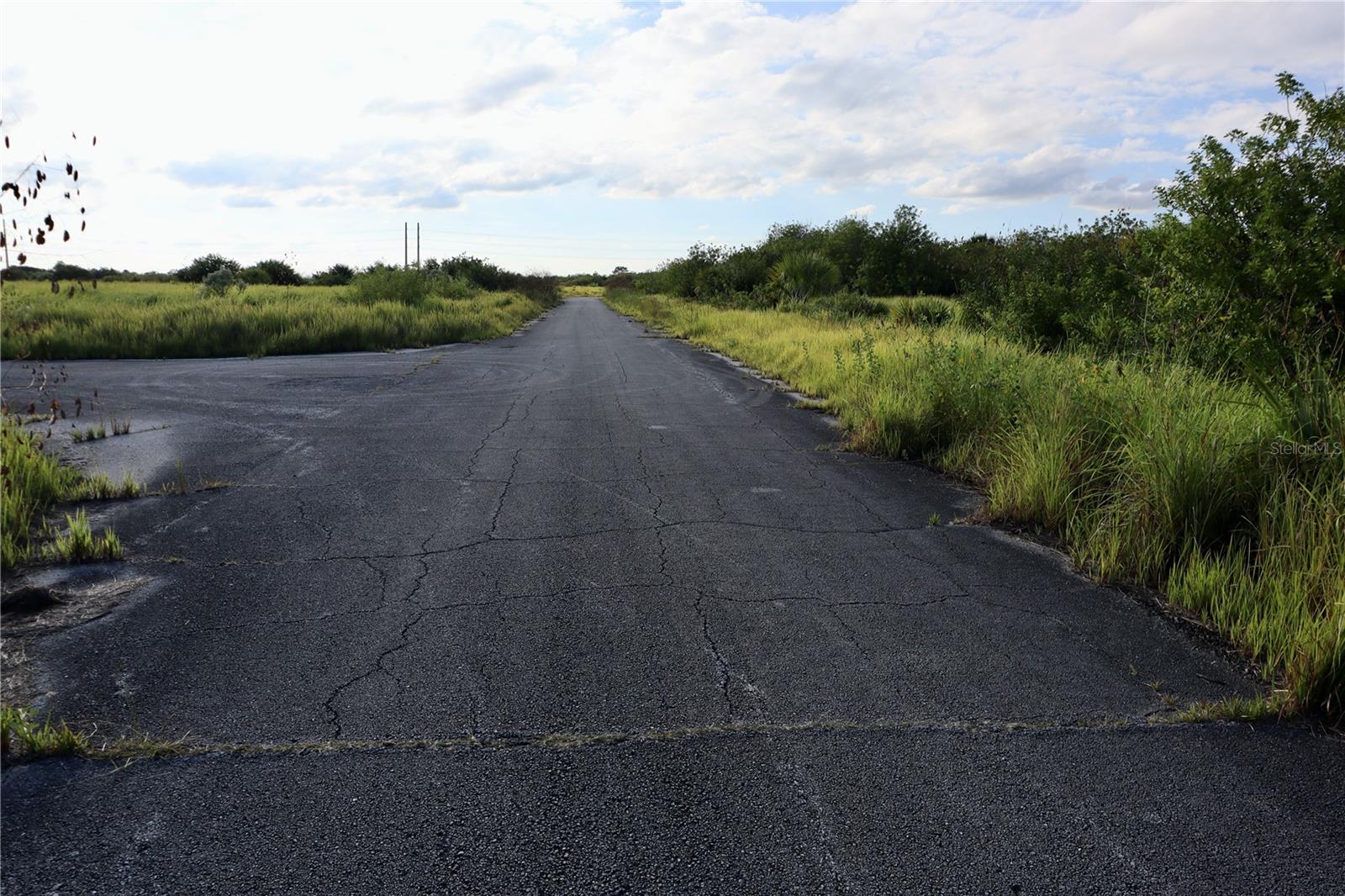 Image 11 of 21 For 1269 Roland Street Sw