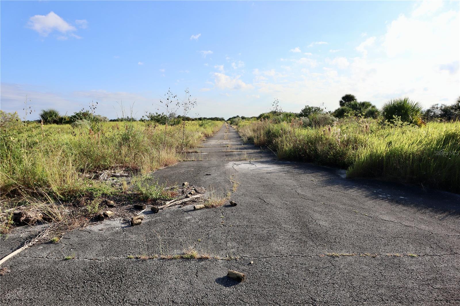 Image 17 of 21 For 1269 Roland Street Sw