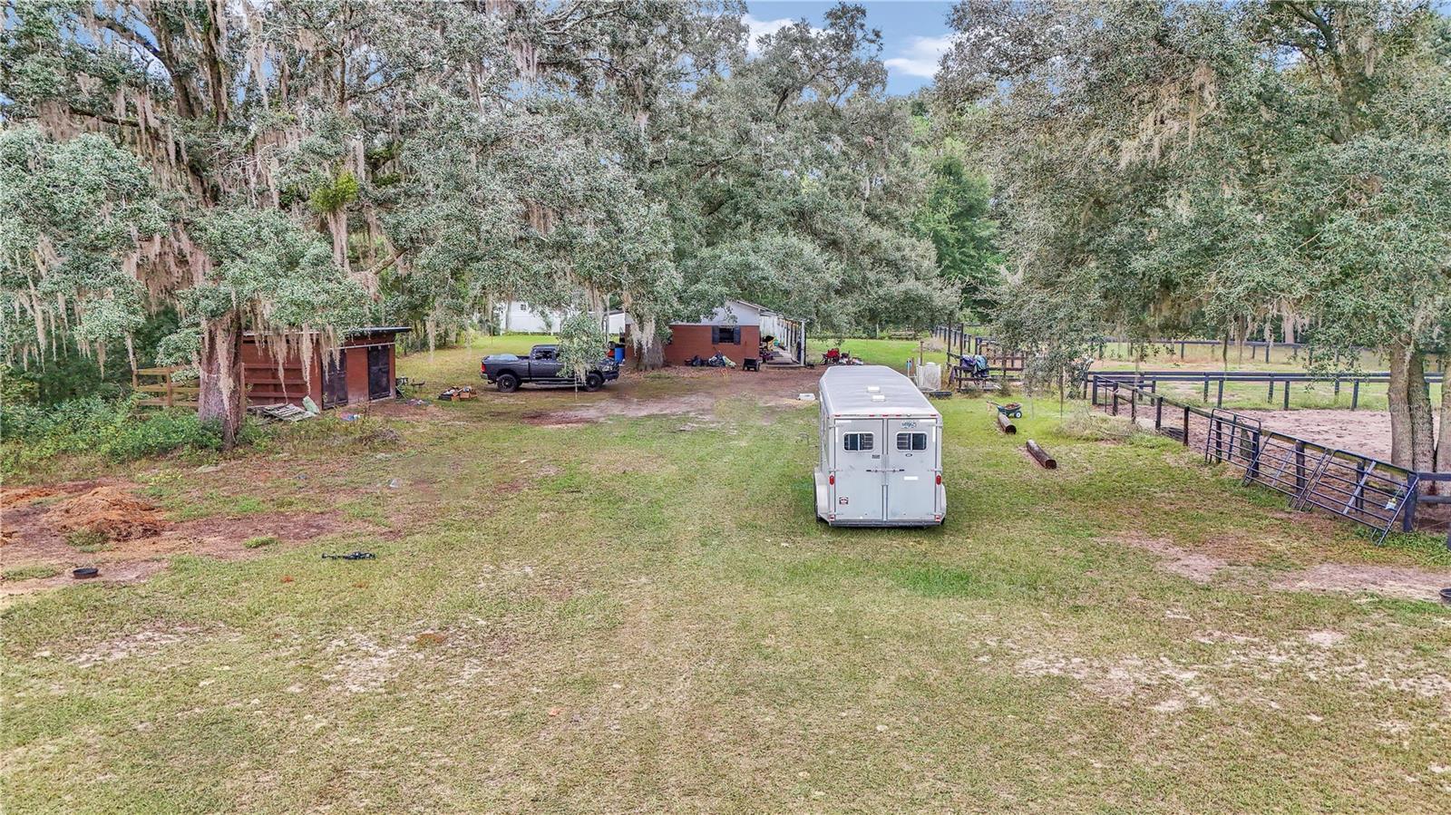 Image 11 of 34 For 19597 70th Lane