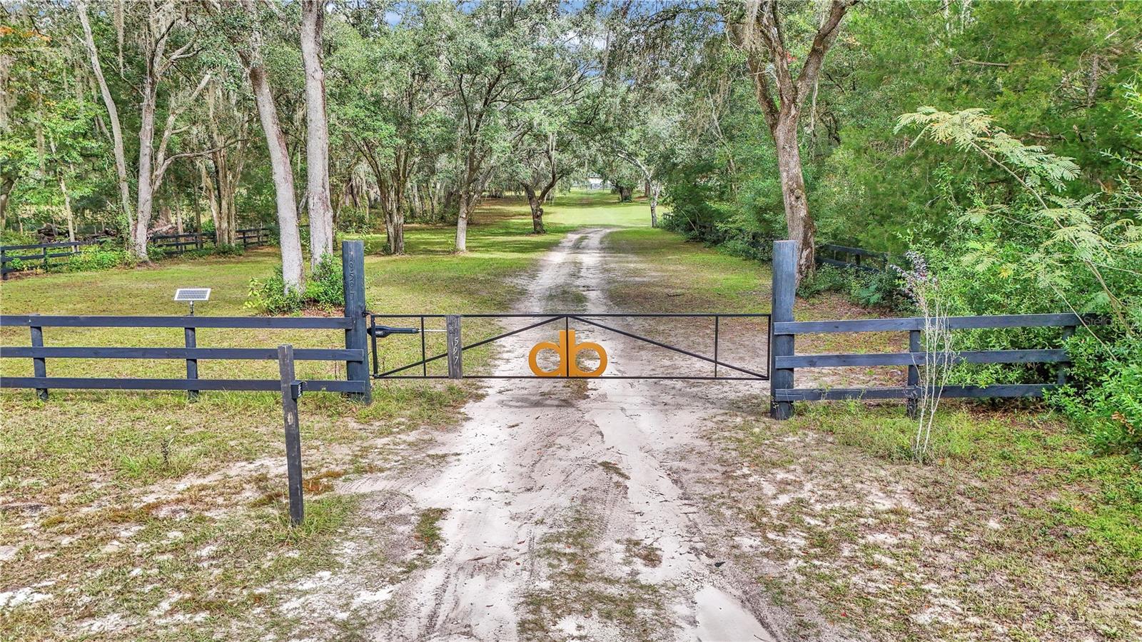 Image 29 of 34 For 19597 70th Lane